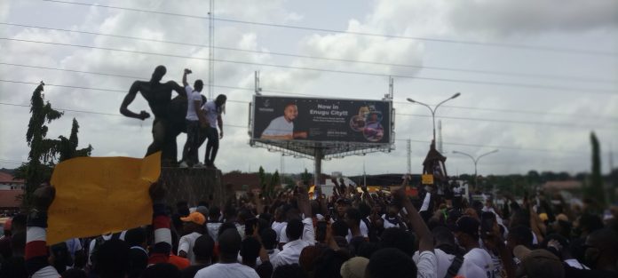 Phyno, Flavour, Zoro lead massive #EndSARS protest in Enugu