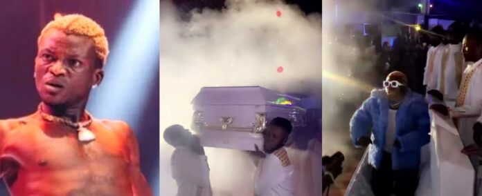 Reactions as Portable arrives on stage in casket at Afrika Shrine [VIDEO]