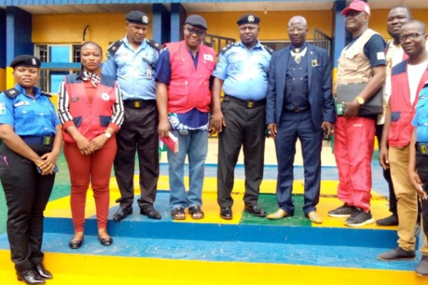 Anambra: Police, Red Cross collaborate on security, flood issues