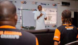 Tech Visionary, Valentine Ozigbo Champions Next-Gen Nigerian Coders with Surprise Stipends and Mentorship 

Tech Visionary, Valentine Ozigbo Champions Next-Gen Nigerian Coders with Surprise Stipends and Mentorship