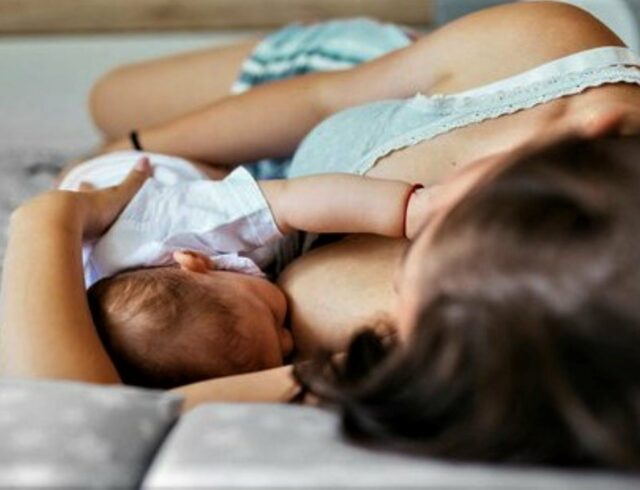  Don’t feed sleeping baby to prevent aspiration, death, paediatricians advise