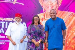 Dr Chukwuemeka Ezeife, Mr Valentine Ozigbo and his wife when they paid the former Anambra governor a condolence visit in 2022.