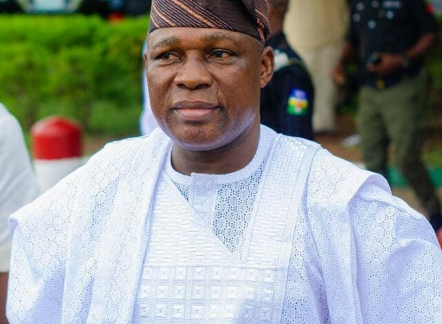 Osun youths, women miners receive N7.5m grant