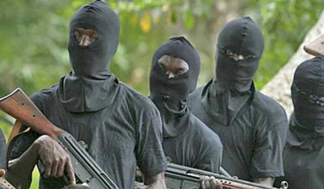BREAKING: Gunmen attack police station in Anambra, kill corporal