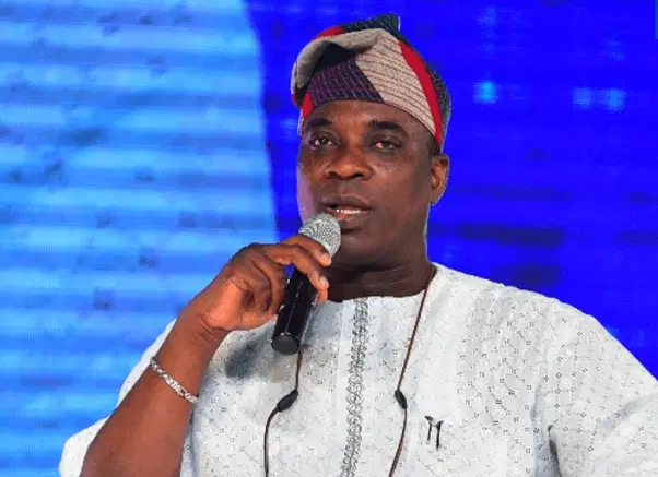 KWAM 1 Apologises Over Abuja Airport Incident, Denies Alcohol Allegation KWAM 1 Apologises tvc