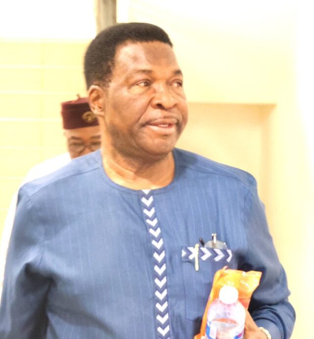 19820090_hcljd8qwoaajc5c_jpega9b1bb5c21fbe7a05c4db20d8e0b743d